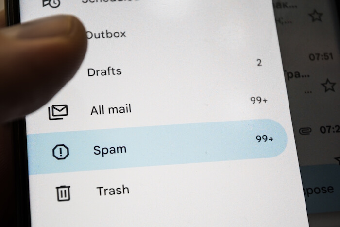 Identifying phishing attack emails